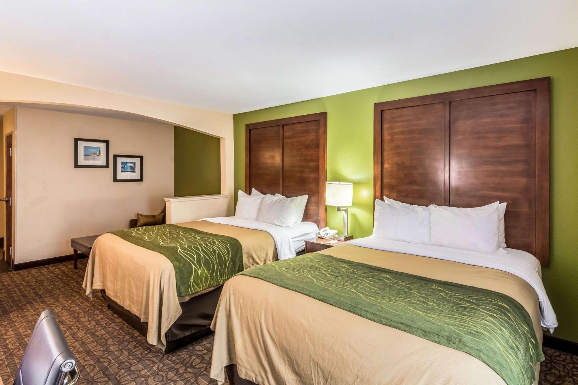 Comfort Inn & Suites Panama City North Exteriér fotografie