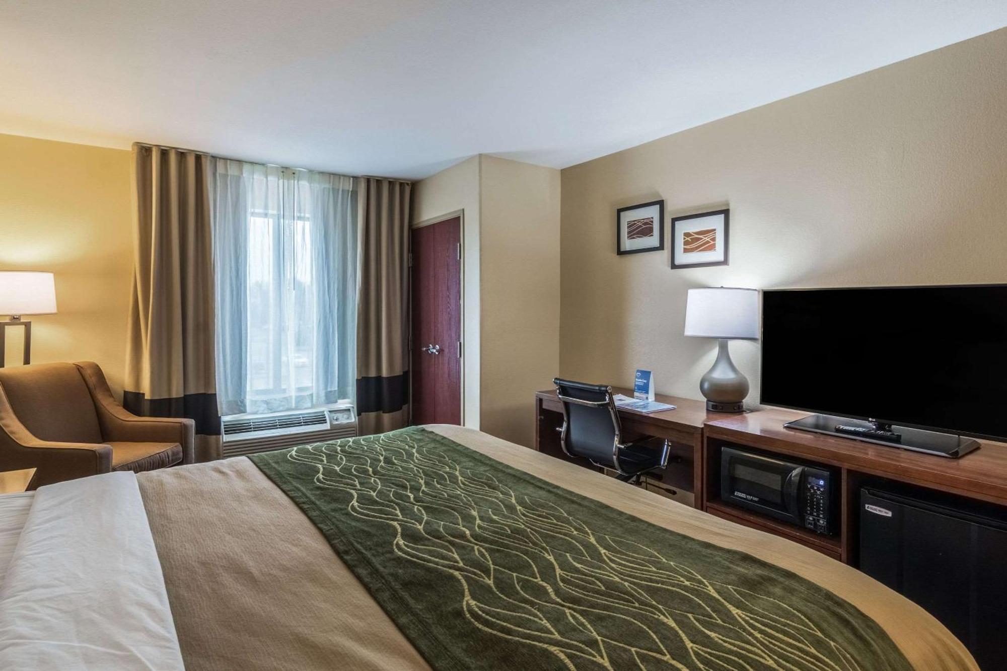 Comfort Inn & Suites Panama City North Exteriér fotografie